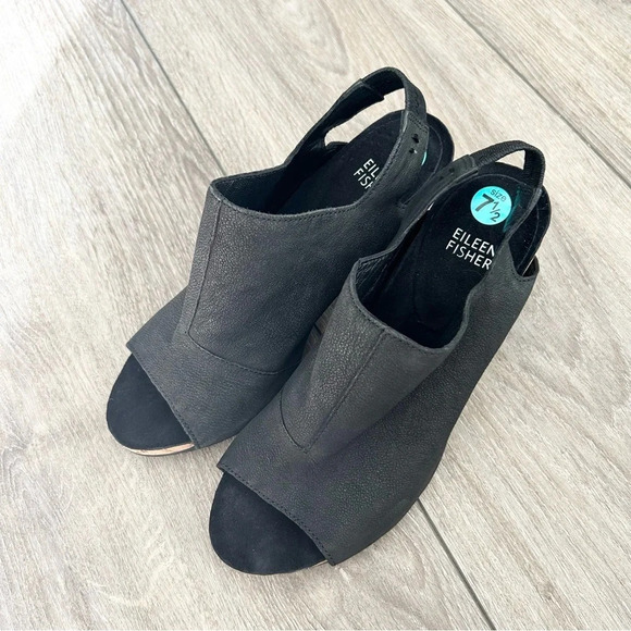 Eileen Fisher Black Pebbled Leather Open Toe Slingback Ankle Bootie - Picture 2 of 14